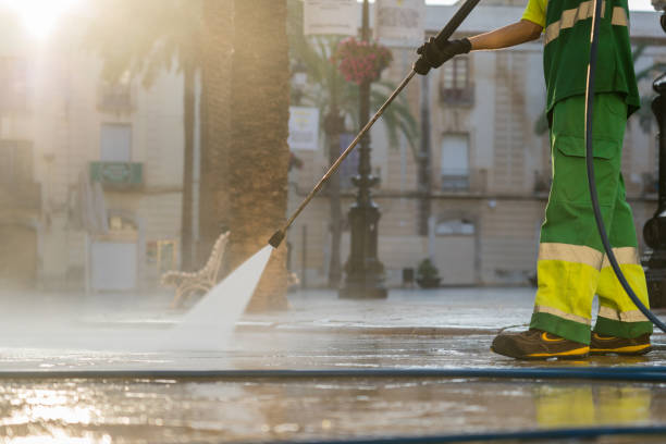 Best Deck Pressure Washing  in Franconia, VA